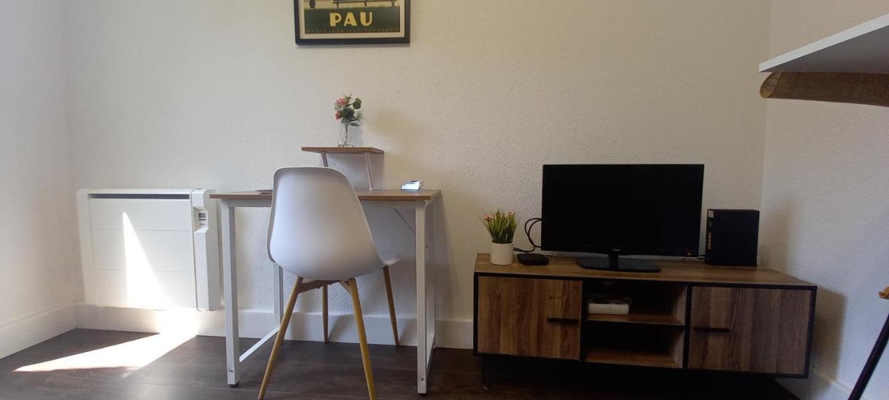 L'Etoile Paloise -Terrasse &Wifi &Parking &Piscine Apartment Pau Ngoại thất bức ảnh